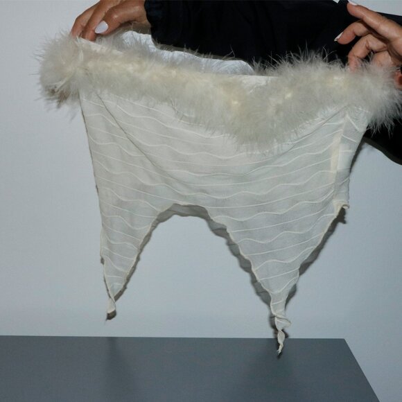 Strapless Fuzzy Tube Top - SHEIN - Picture 2 of 6